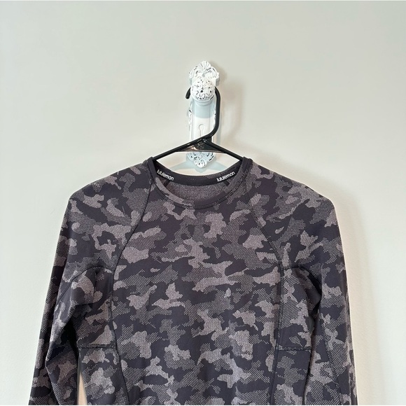 Lululemon Runderful Long Sleeve - Picture 3 of 13